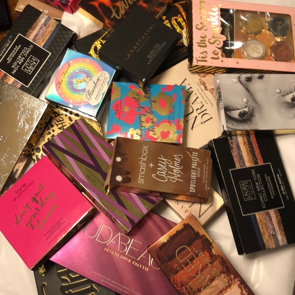 🌟💯Mystery Makeup Bundle! 💯🌟 - Picture 3 of 7